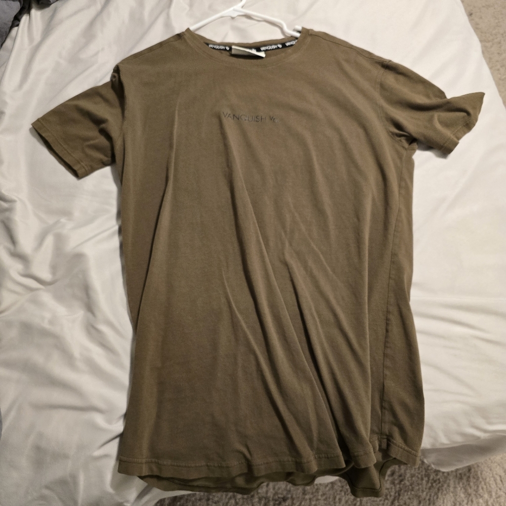 Men's XL Vanquish Fitness t shirt